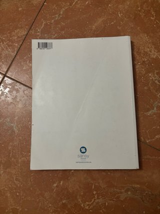 Libro de catalán de segundo de bachillerato.