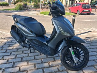 Piaggio Beverly 125 Gris