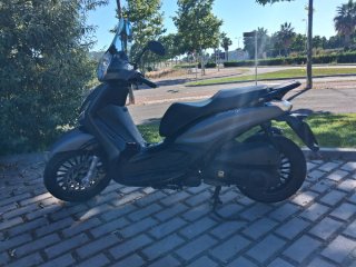 Piaggio Beverly 125 Gris