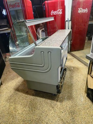 Vitrina expositora refrigerada 1m