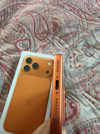iPhone 17 Pro Max Naranja