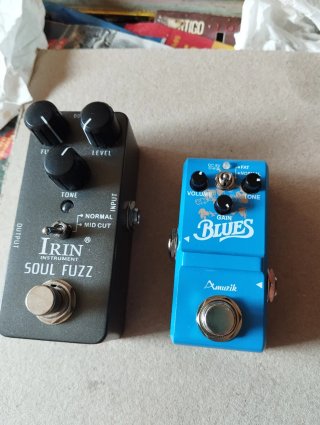 Pedal de guitarra Amuzik Blues Gain Nano