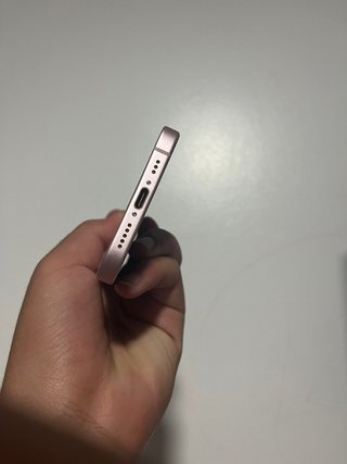 iPhone 15 Rosa