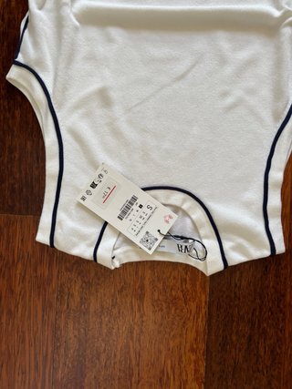 Jersey Zara blanco sin mangas