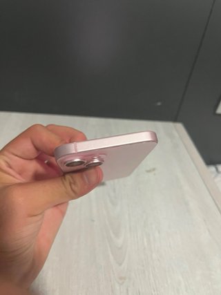 iPhone 15 Rosa