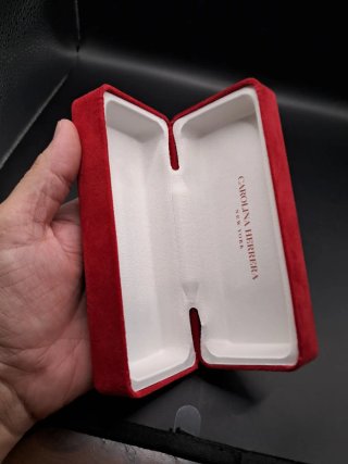 Funda Gafas Carolina Herrera Roja