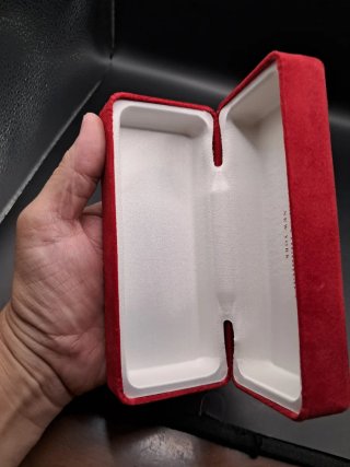 Funda Gafas Carolina Herrera Roja