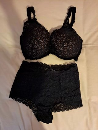 Conjunto #Intimissimi Braga y Sujetador 95C Negro