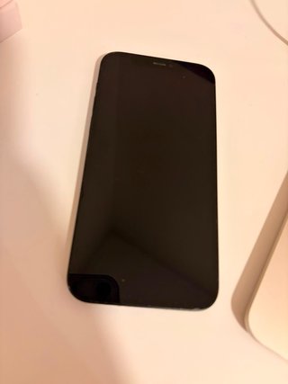iPhone 12 64 GB