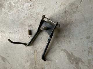 Caballete Derbi Variant