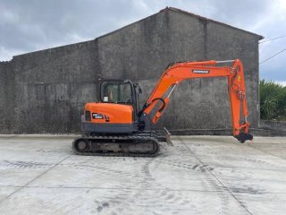 Excavadora Doosan⁶ DX 85 R - 3