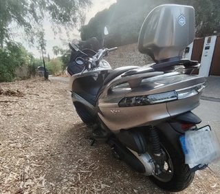 Piaggio X10 350 Executive Plata