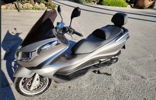 Piaggio X10 350 Executive Plata