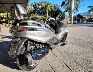 Piaggio X10 350 Executive Plata