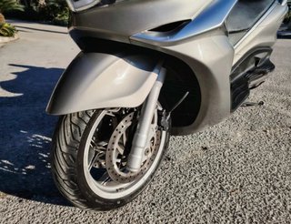 Piaggio X10 350 Executive Plata