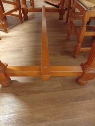 Mesa de pino rectangular