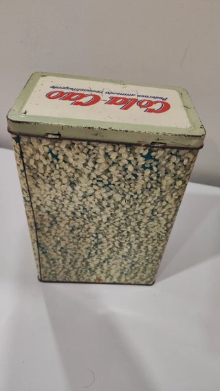 Caja antigua metal Cola-Cao