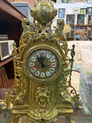 RELOJ DE BRONCE DECORATIVO