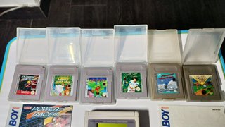 Lotto Game Boy Classic DMG-01 + 6 Giochi