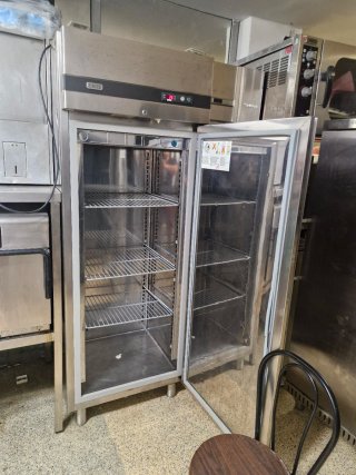 Nevera industrial acero inoxidable Zanussi