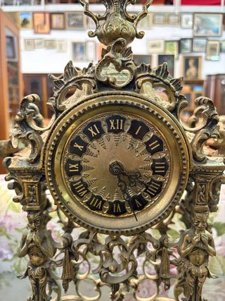 ANTIGUO RELOJ DE SOBREMESA