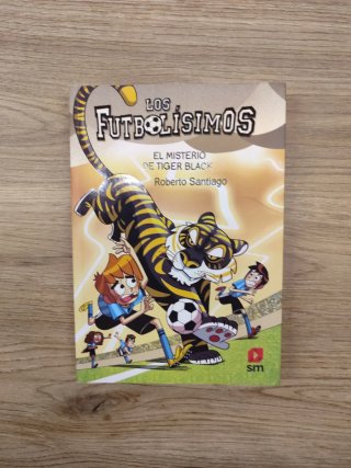 Los Futbolísimos una novela intrigante