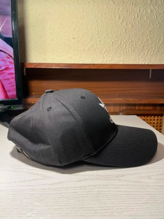 Gorra Adidas Negra ajustable deportiva o para vest