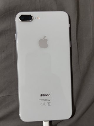 iPhone 8 Plus 64GB Plata