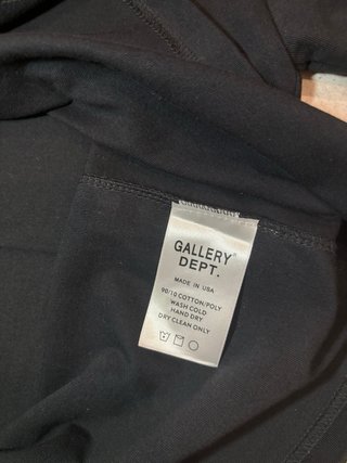 Camiseta Gallery Dept Negra