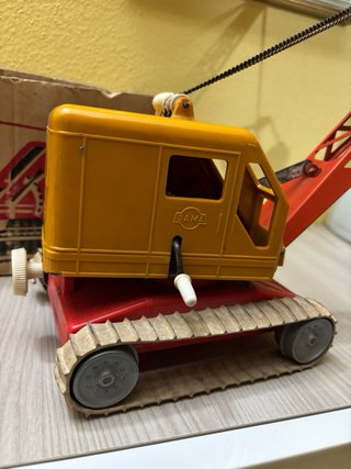 Grua giocattolo GAMDA