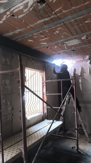 Se ofrece soldador de estructuras, por horas