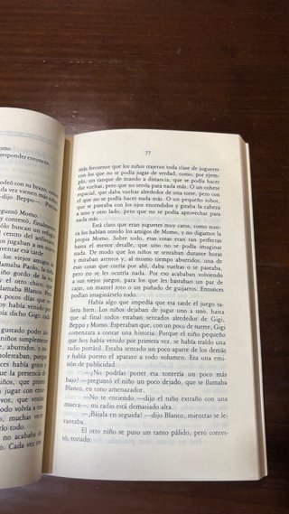 “Momo” de Michael Ende