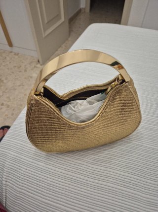 Bolso Zara Mini Asa Dorada