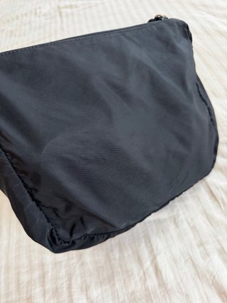 Pochette Prada nera nylon
