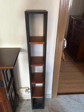 ESTANTERÍA Negra y Madera, PRECIO NEGOCIABLE