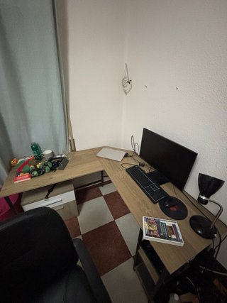 Mesa de escritorio madera y metal