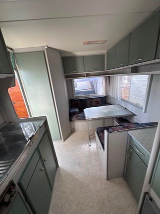 Caravana Beyerland 430-TB -750 kg