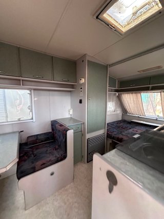 Caravana Beyerland 430-TB -750 kg