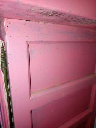 Mueble antiguo rosa madera