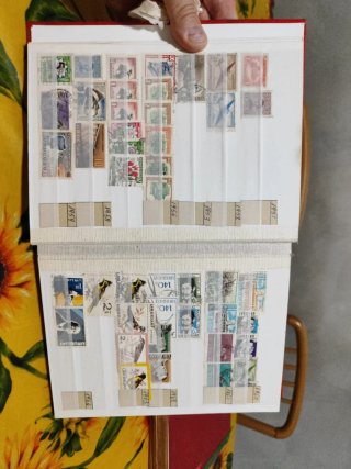 Volume 36 Francobolli