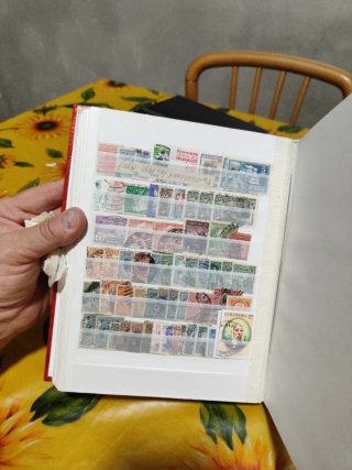Volume 36 Francobolli