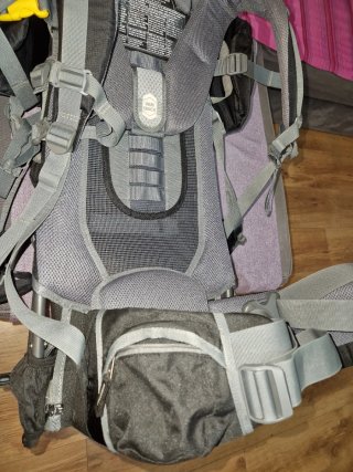 Mochila portabebés Deuter Kid Comfort 1 Plus