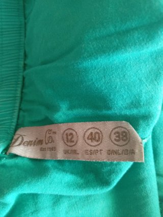 Pantaloni corti verdi