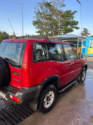 Nissan Terrano II 1998