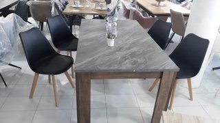 Mesa Comedor Jade y 4 Sillas Nórdicas
