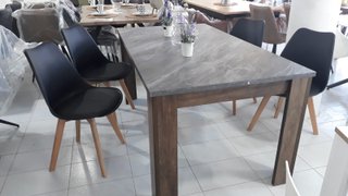 Mesa Comedor Jade y 4 Sillas Nórdicas