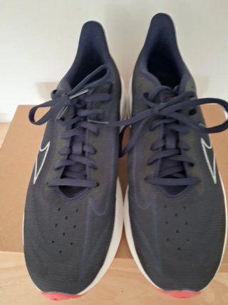 Zapatillas Mizuno Running Hombre Negras Naranja