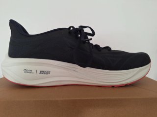 Zapatillas Mizuno Running Hombre Negras Naranja