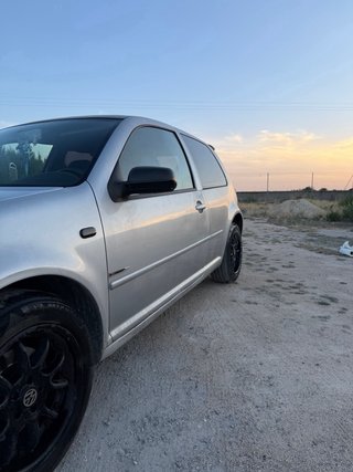 Volkswagen Golf 1.9TDI (2001) 130CV