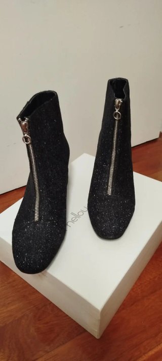 Botines Mellow Yellow negros brillantes